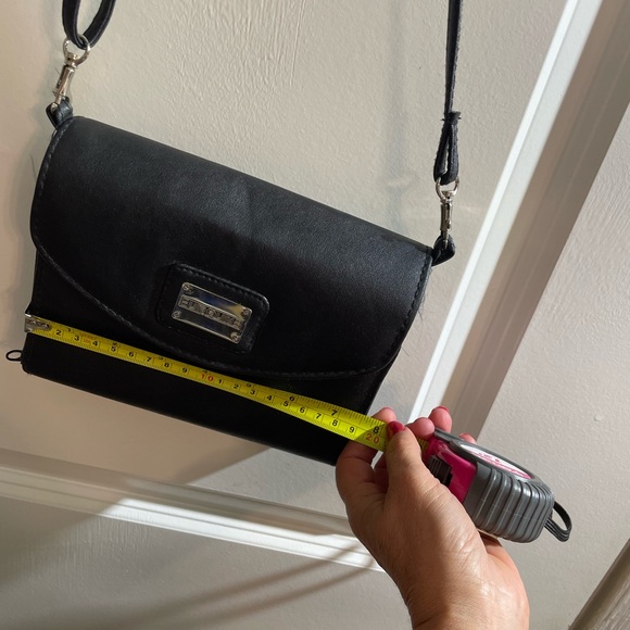 Euroline Crossbody Organizer Wallet - Picture 11 of 14